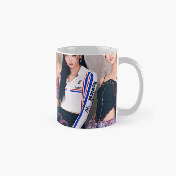 ITZY - Cheshire (2) Classic Mug RB1201 product Offical itzy Merch