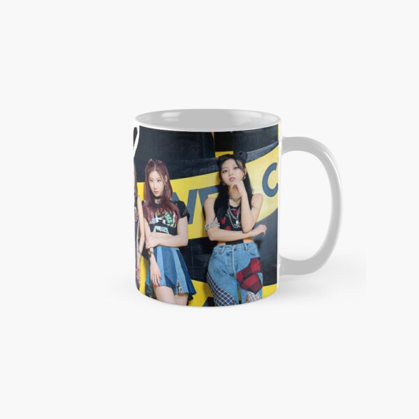 ITZY CRAZY Classic Mug RB1201 product Offical itzy Merch