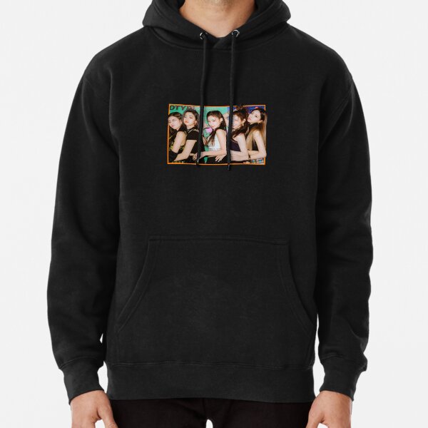 Itzy Wannabe  Pullover Hoodie RB1201 product Offical itzy Merch
