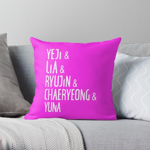 ITZY Names Throw Pillow RB1201 product Offical itzy Merch