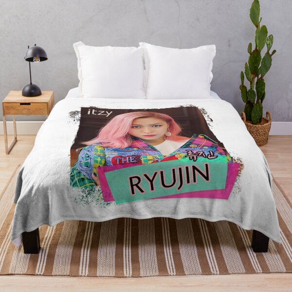 Ryujin iTZY - Kpop Art Design Throw Blanket RB1201 product Offical itzy Merch