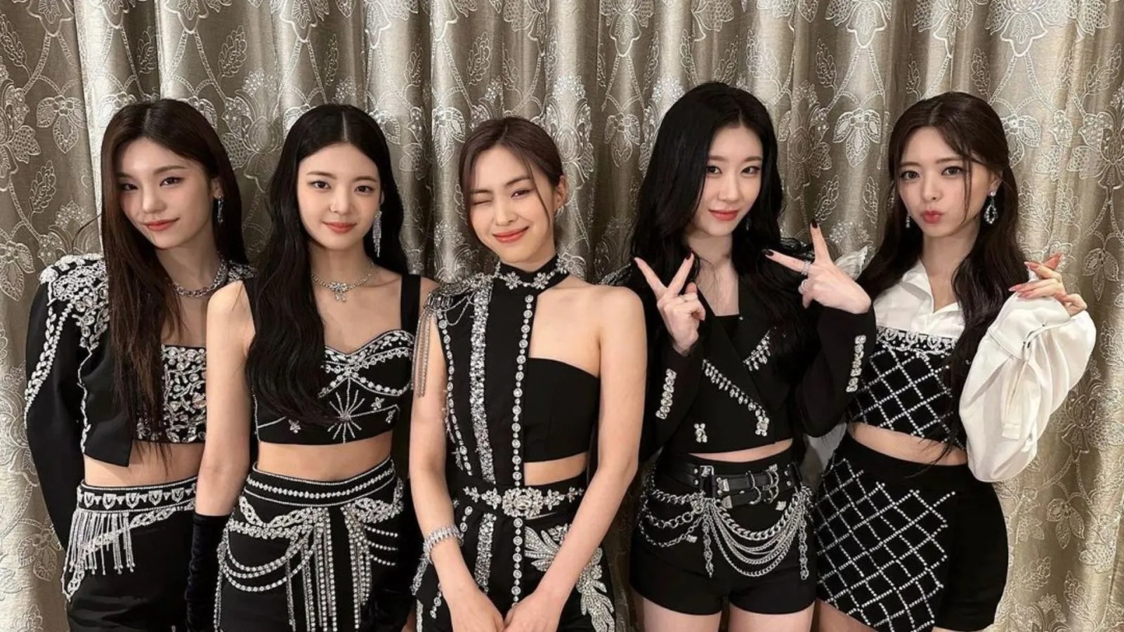 why-itzy-t-shirts-are-the-ultimate-k-pop-fashion-statement